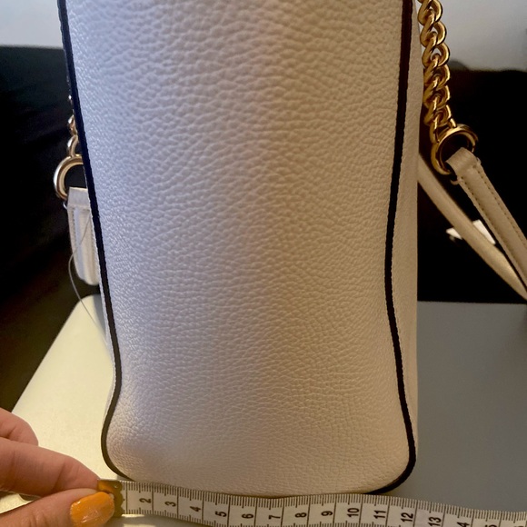 Coach Tote Leather - Picture 5 of 14